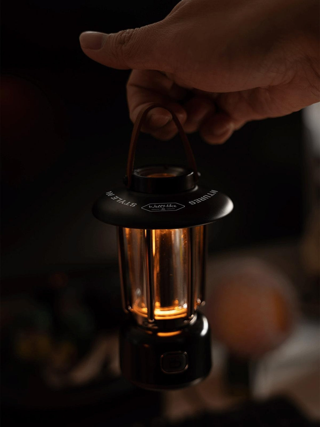 Retro Camping Lantern Warm Ambient Light USB Rechargeable Cafe Table Lamp