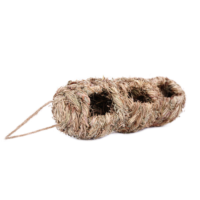 Handwoven Natural Wicker Birdhouse – Rustic Hanging Roosting Pocket for Wrens & Finches