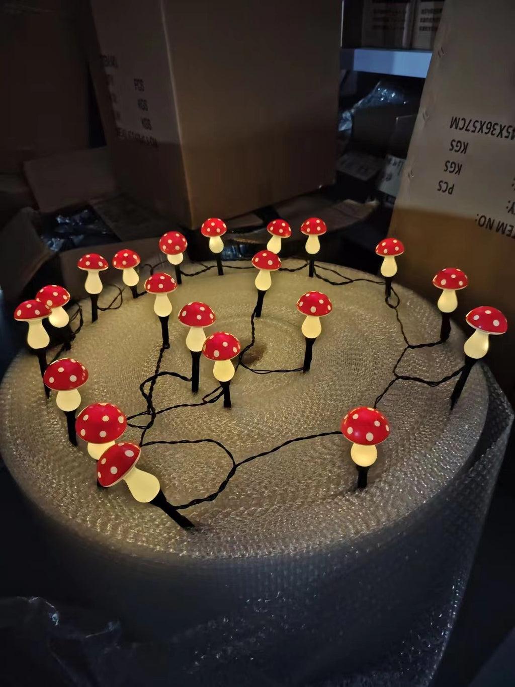 Luminous Solar Mushroom String Lights – Waterproof Fairy Garden Toadstool Stakes (8, 12, or 20 LEDs)