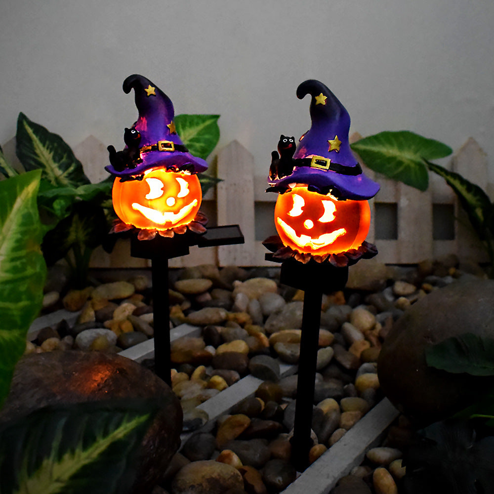 2-pak solcelledrevne Halloween-stilys med lysende græskarlygter og heksehatte-katte