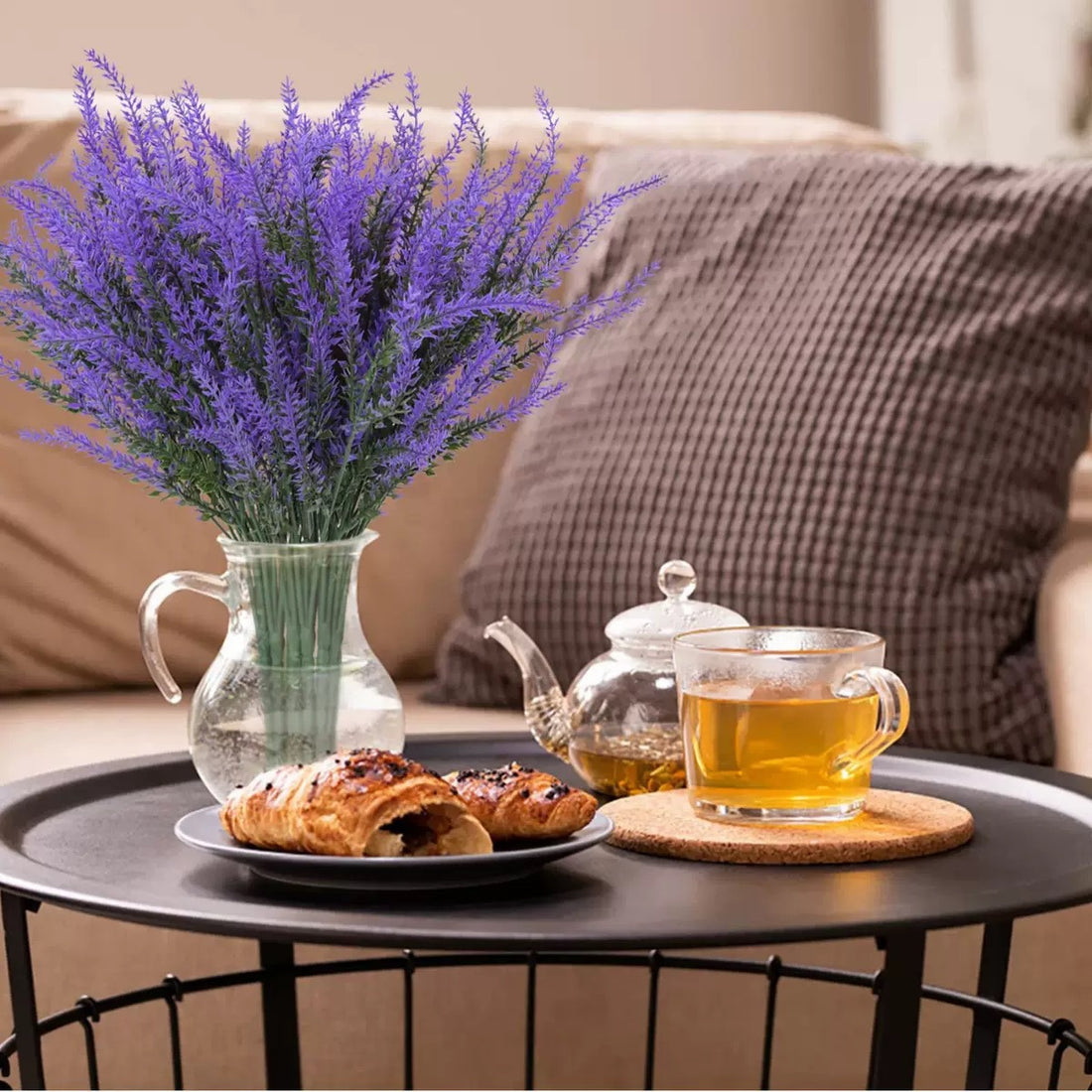 Lifelike Faux Lavender Bundles – UV-Resistant Artificial Window Box Flowers (Set of 20 Stems)