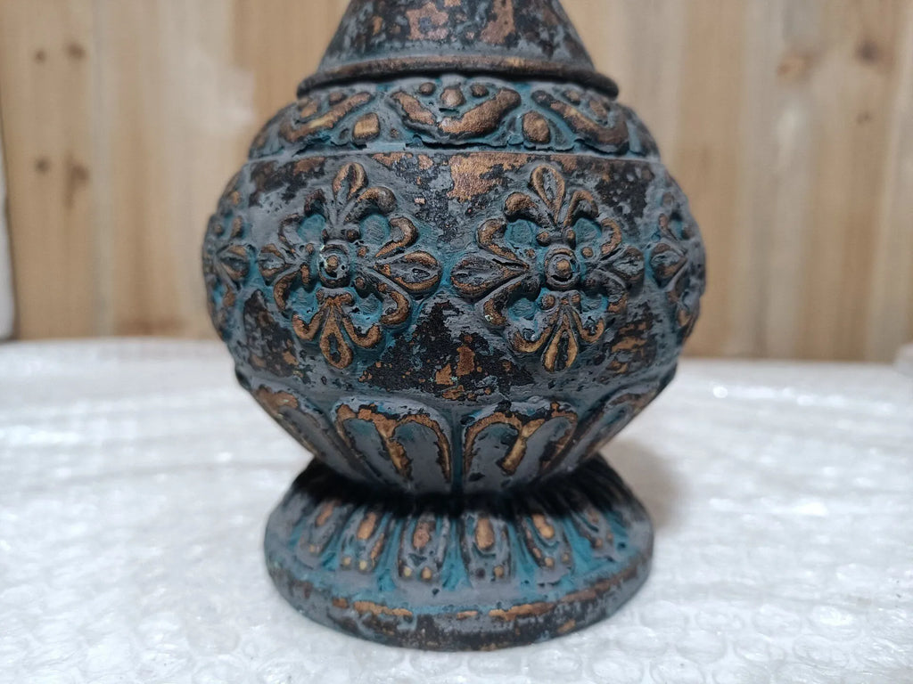 Vintage Ruffled Verdigris Vase – Ornate Embossed Resin Pedestal Urn