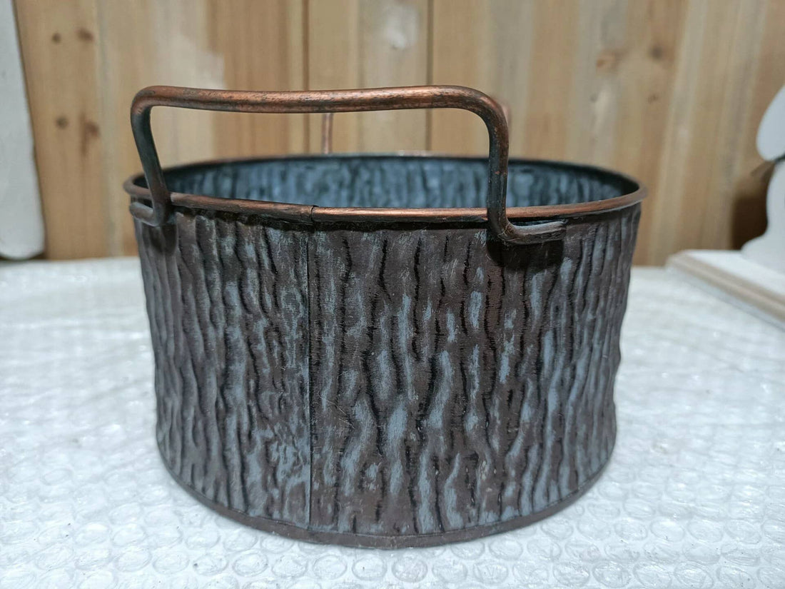 Vintage Faux Bark Iron Planter Tub – Rustic Metal Cachepot with Wood Grain Texture & Copper Handles (7.5") - The Curated Shop