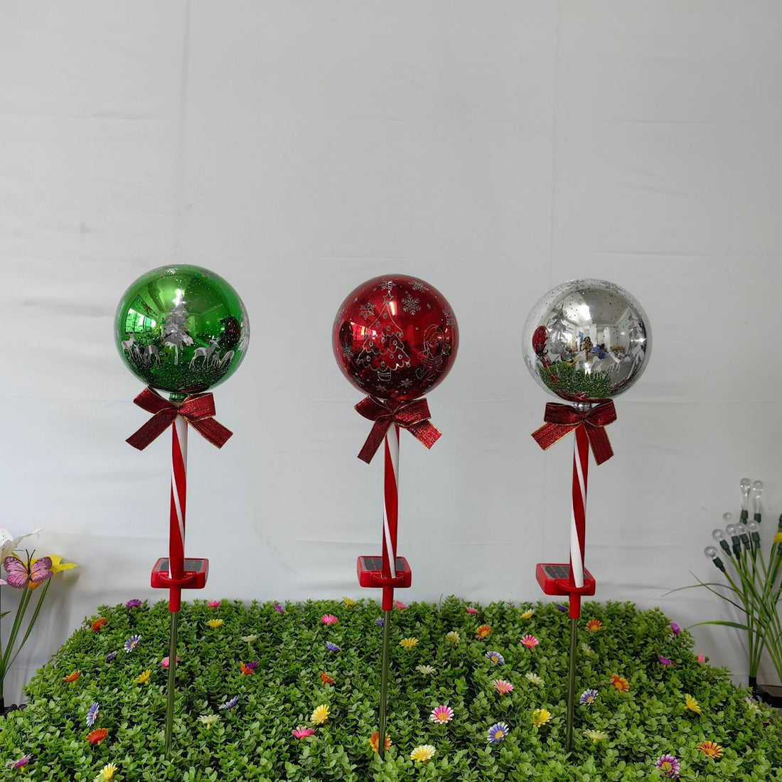 Luminous Holiday Greeting – Solar Candy Cane & "Merry Christmas" Sphere Stakes (Set of 2)